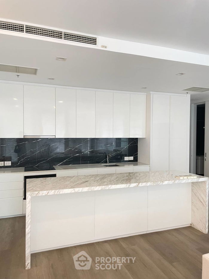 picture 3-BR Condo at Noble Ploenchit near BTS Phloen Chit (ID 2304069) - 4/9