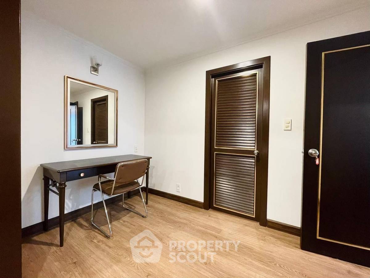 picture 3-BR Condo at Acadamia Grand Tower near BTS Phrom Phong (ID 1822235) - 9/28