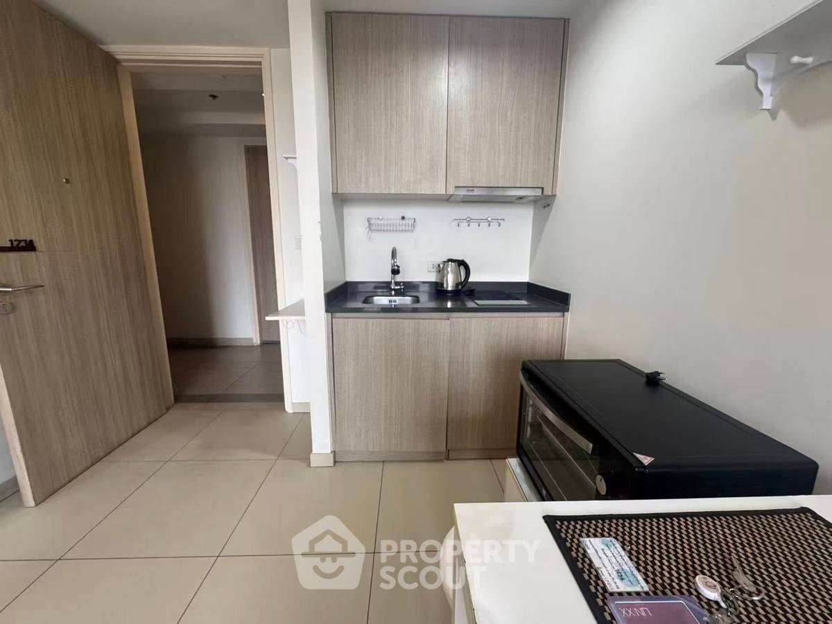 picture 1-BR Condo at Unixx South Pattaya close to Phratamnak (ID 2307791) - 9/11