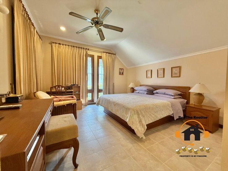 picture House  for Sale at Pheonix Golf & Country Club, Pattaya - 7/41