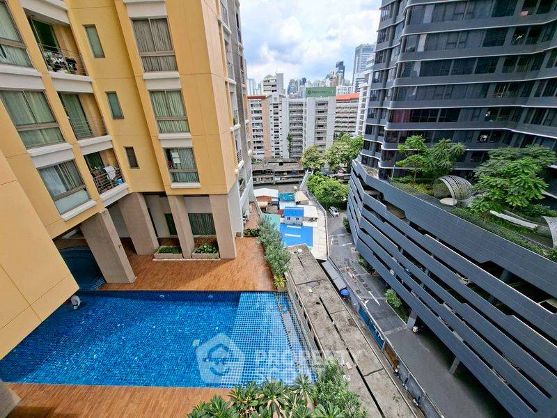 picture 2-BR Condo at My Resort Bangkok Condominium near MRT Phetchaburi (ID 2307902) - 10/18