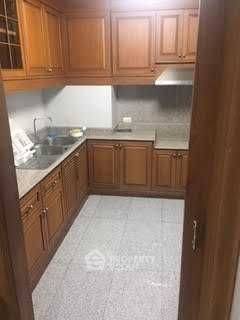 picture 2-BR Condo at Park Pleonjit Condominium near BTS Phloen Chit (ID 867794) - 4/12