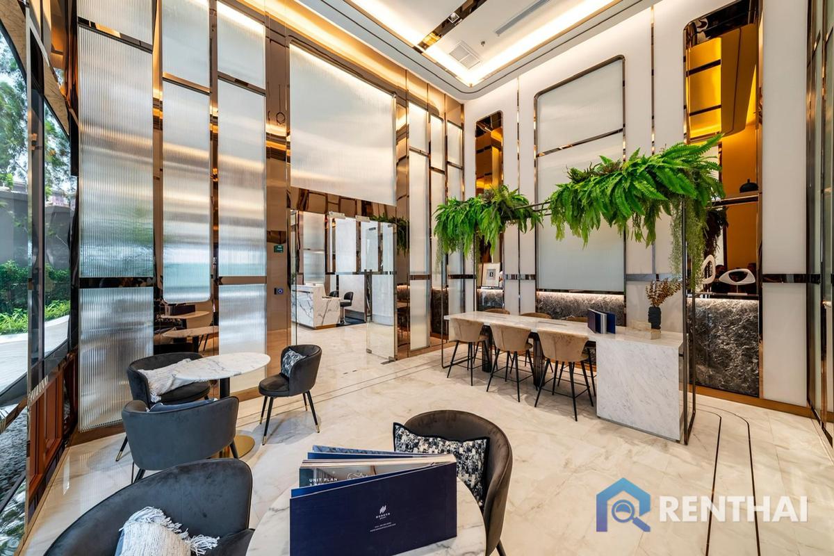 picture Sell Once Pattaya  Luxury condo in the heart of the city, foreign quota, high floor with sea view, only 3.6 Mb - 5/23