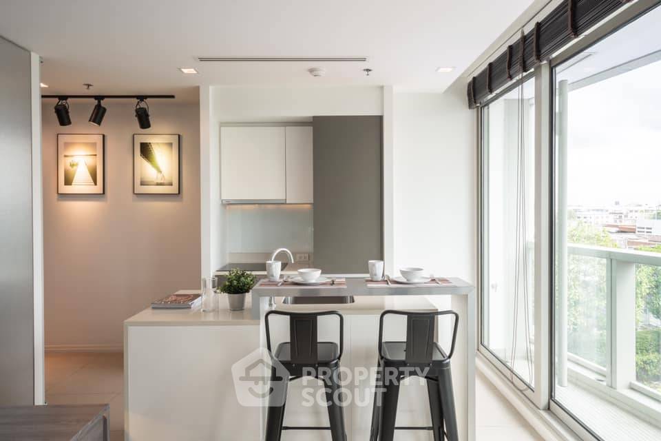 picture 1-BR Condo at The River Condominium near BTS Saphan Taksin (ID 512546) - 4/19