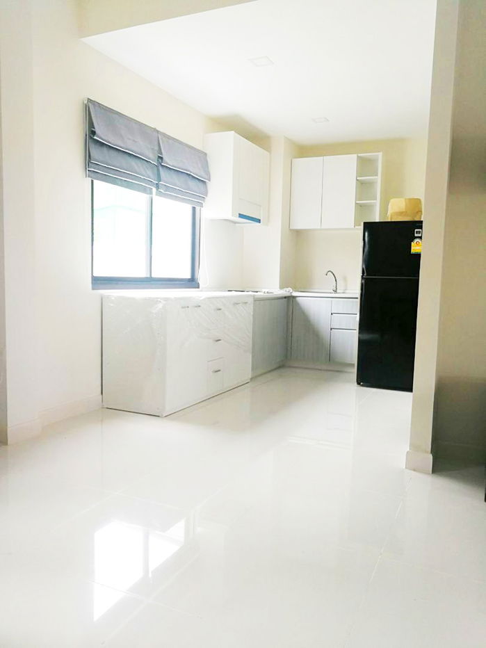 picture Townhouse for rent Villa Albero Rama 9-Srinakarin, Fully furnished - 5/14