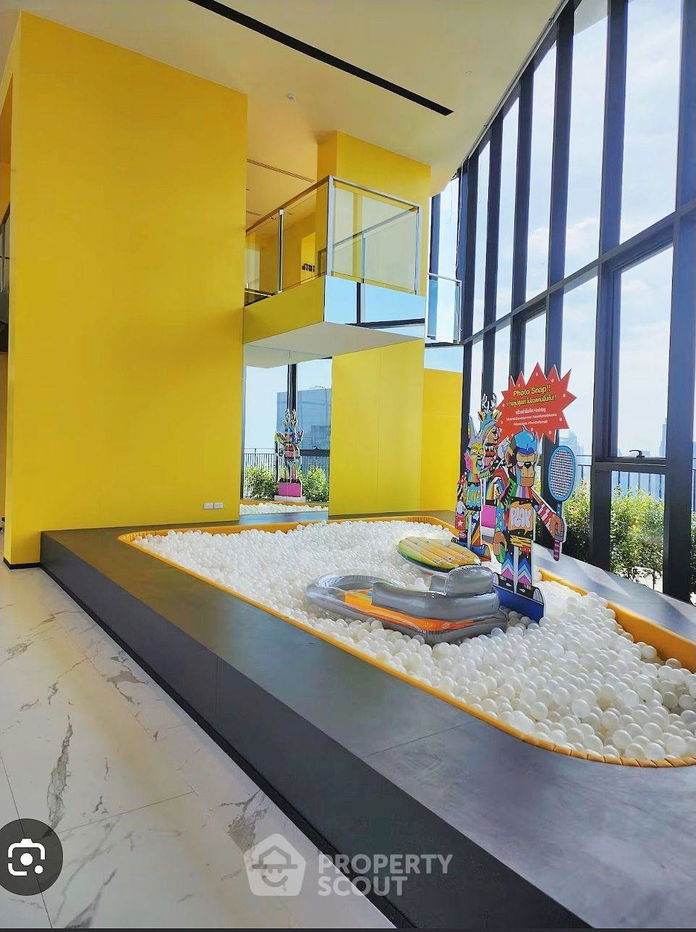 picture 1-BR Condo at Ideo Rama 9 - Asoke near MRT Phra Ram 9 (ID 2258252) - 11/11