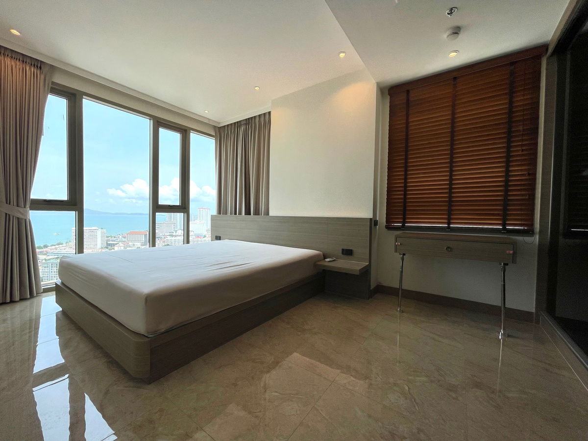 picture For rent The Riviera Ocean Drive Corner room Direct SeaView  - 16/26