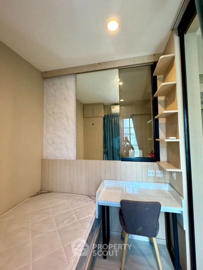 picture 2-BR Condo at Life Asoke near ARL Makkasan (ID 2307647) - 6/18