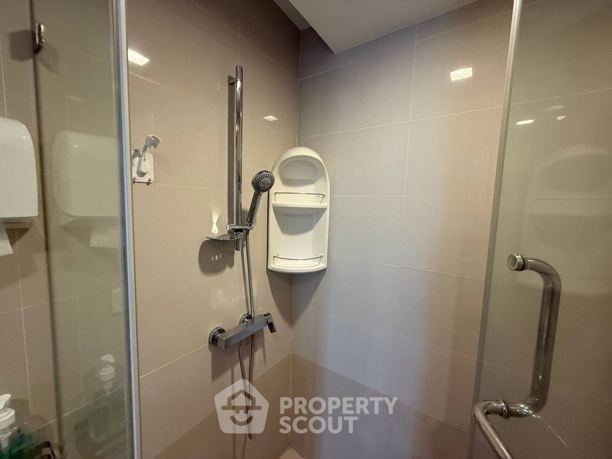 picture 1-BR Condo at Focus Ploenchit near BTS Nana (ID 1891841) - 13/14