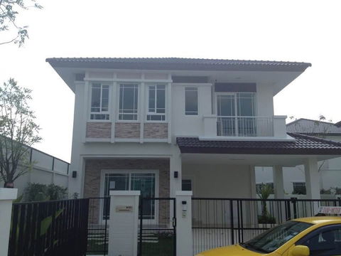 ขายบ้านเดี่ยว 2 ชั้น หมู่บ้าน มัณฑนา รามอินทรา – วงแหวน 70 ตารางวา