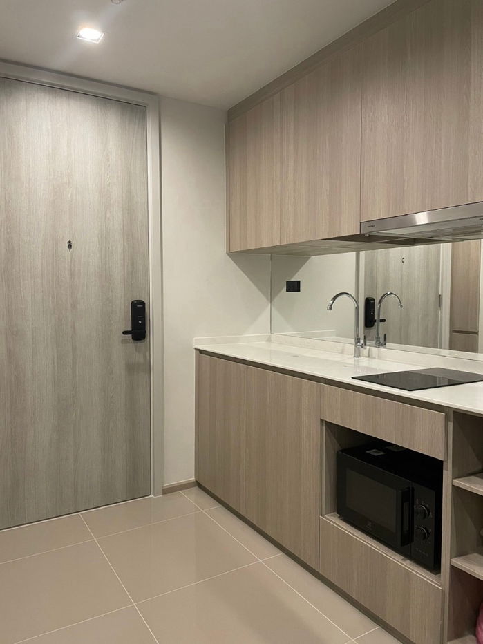 รูป For rent : Reference Sathorn - Wongwianyai, New room, 27th  floor, Size 31 Sq.m, Rent 22,000 Baht/Month, Ready to move as of today.Negotiable  - รูปที่ 7/12