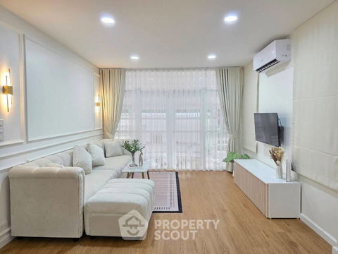 บ้าน 4-ห้องนอน ใกล้ MRT ห้วยขวาง (ID 2305013)