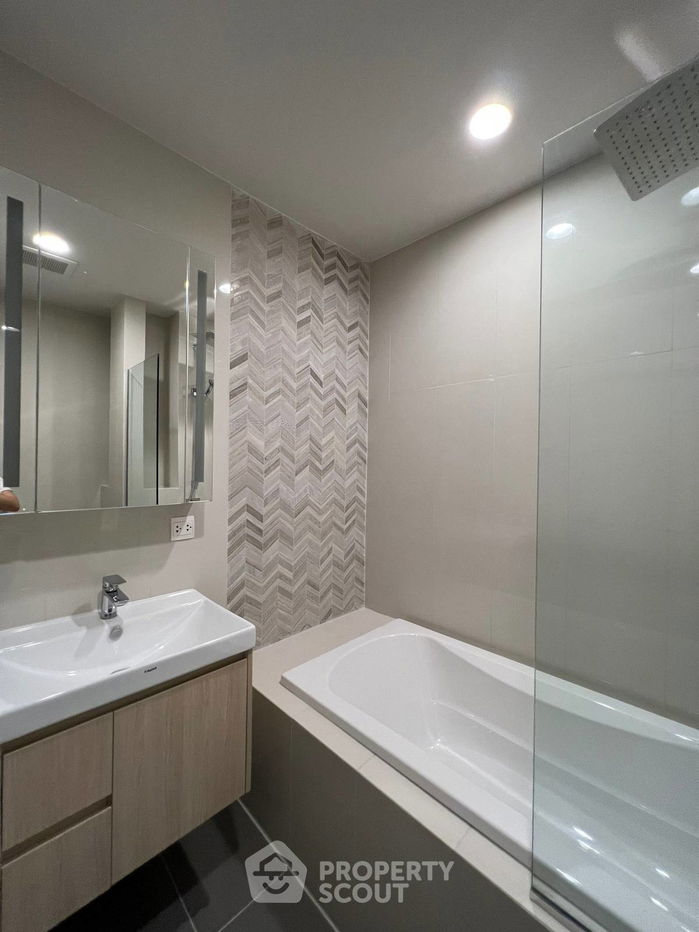 picture 1-BR Condo at Oka Haus Sukhumvit 36 near BTS Thong Lor (ID 900759) - 9/22