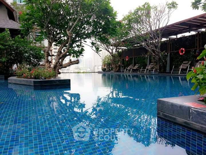 picture 1-BR Condo at Circle Condominium near MRT Phetchaburi (ID 375158) - 8/11