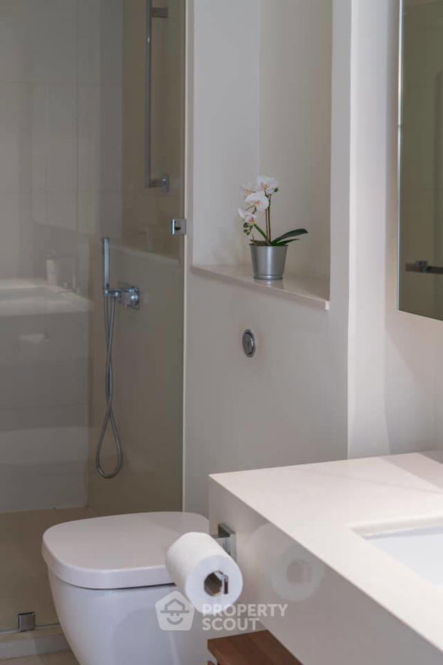 picture 1-BR Condo at The River Condominium near BTS Saphan Taksin (ID 512546) - 11/19