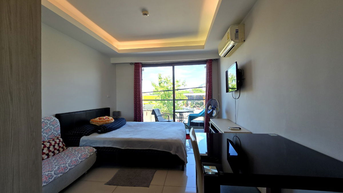 picture Studio for sale Laguna Beach Resort 2 foreign quota - 3/12
