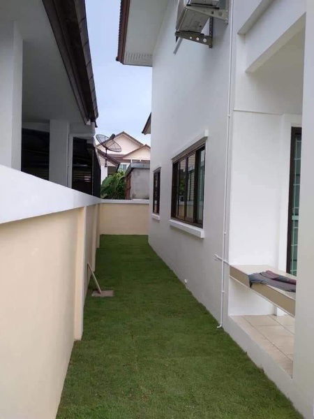 picture Two-storey detached house for sale, Golden Park Village, Rai Kluai Road, Sriracha, Chonburi - 17/19