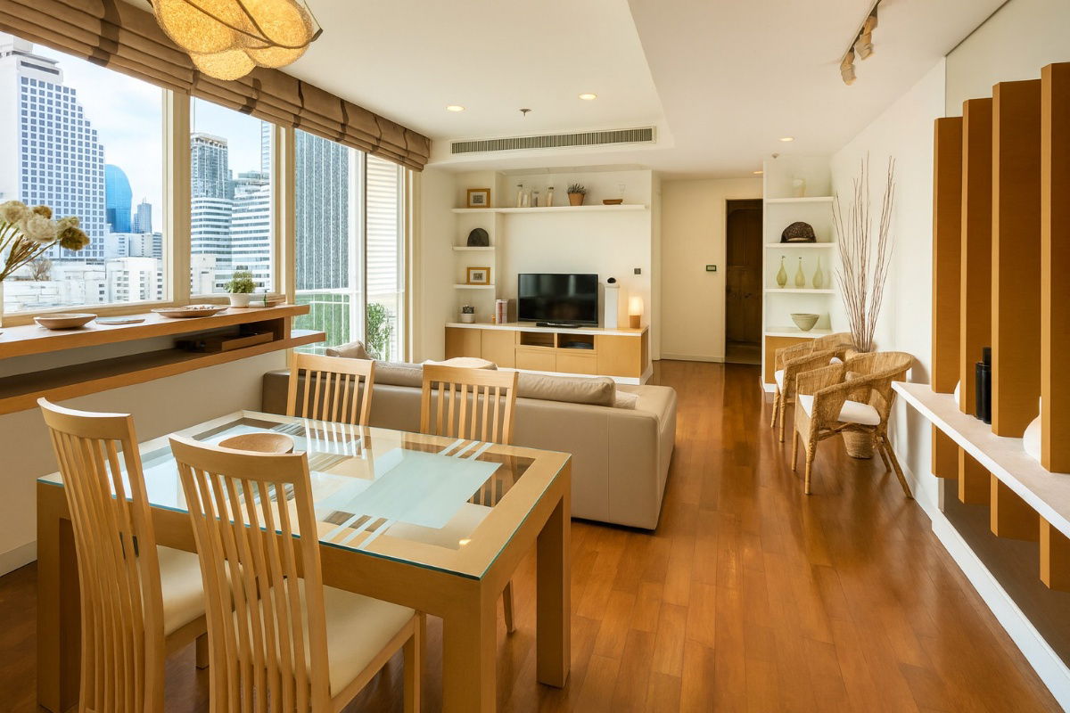 รูป คอนโดกว้างขวาง 2 ห้องนอน สำหรับขาย ที่ Baan Siri 31 - รูปที่ 2/14