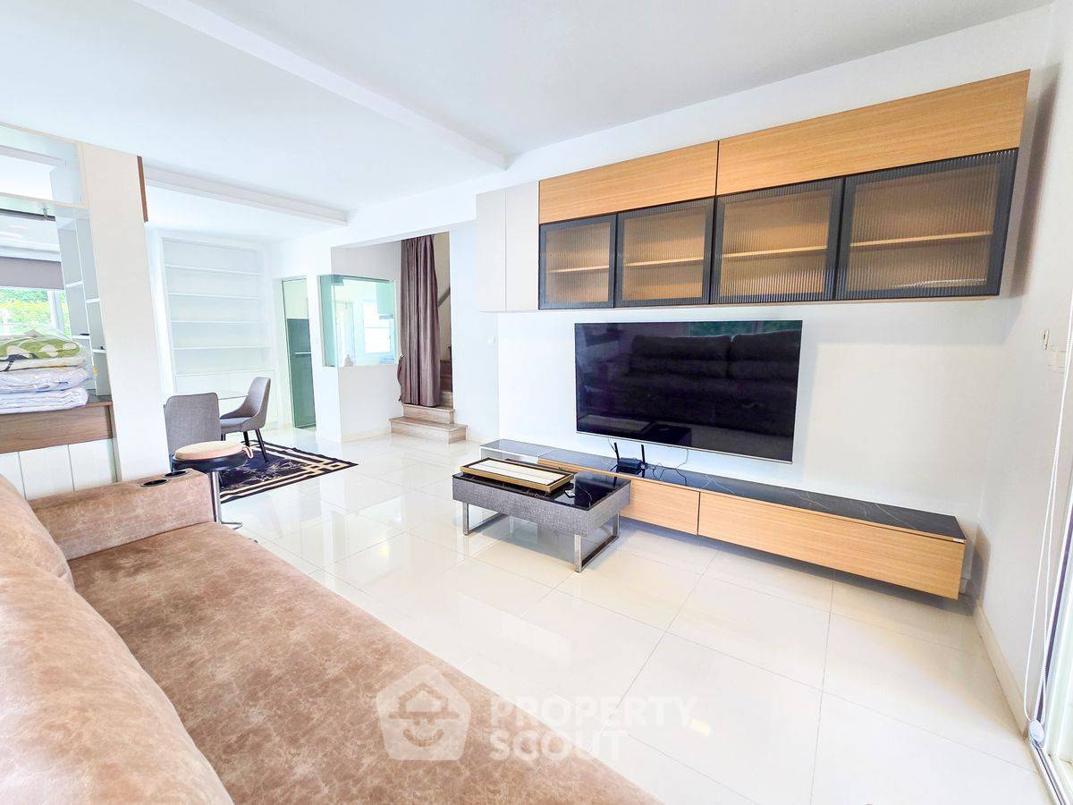 picture 4-BR House at Villaggio 2 Srinakarin-Bangna in Bang Kaeo (ID 2305925) - 15/17
