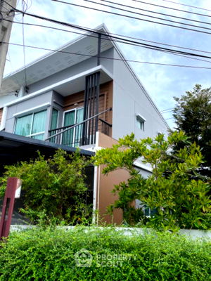 Townhouses for sale ม.เกษมบัณฑิต : 3-BR Townhouse in Suan Luang (ID 1596394)