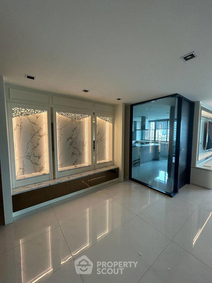 picture 3-BR Condo at Fairview Tower near BTS Asok (ID 2304174) - 24/25