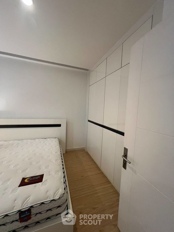 picture 1-BR Condo at T.c. Green Rama 9 near MRT Phra Ram 9 (ID 2304065) - 2/10