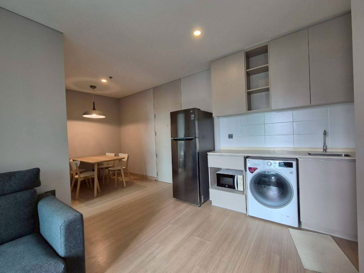 รูป LPN MAKKASAN CONDO – 2 Bed, 1 Bath | 40.5 SQ.M. | 20th Floor - รูปที่ 2/10