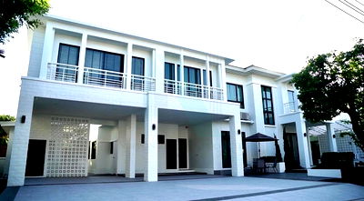 Houses for rent : 📌 For Rent 2-story House PERFECT MASTERPIECE SUKHUMVIT 77 5 bedroom 5 bathroom
