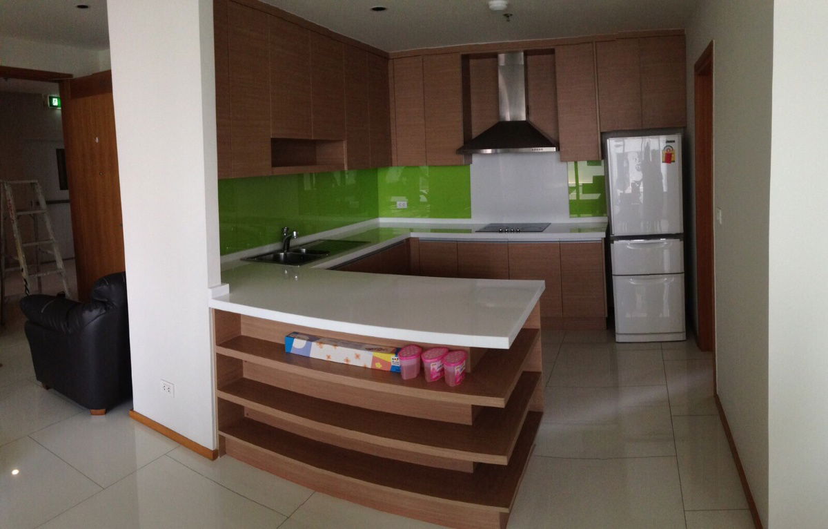 picture The Emporio Place  3 Bedrooms 4 Bathrooms size 161 Sq.m.   - 4/6