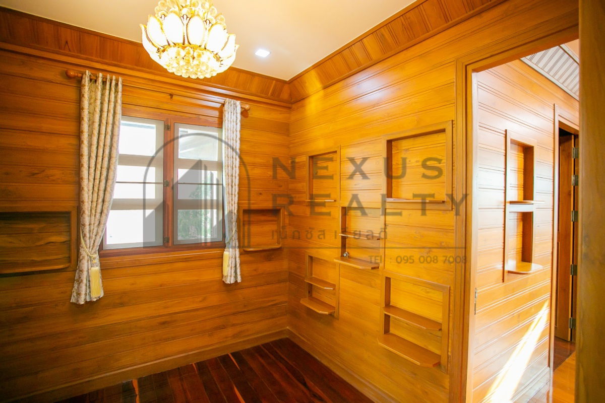 picture ✨Luxury Teakwood House for Rent near MRT Ratchadaphisek – Cozy Living, Prime Location✨ - 23/75