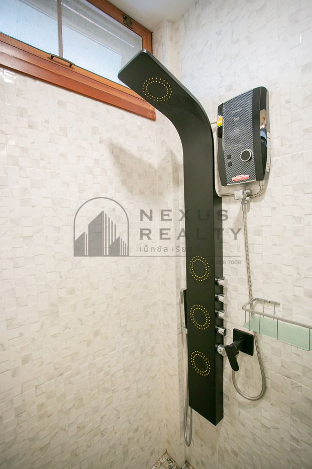 picture ✨Luxury Teakwood House for Rent near MRT Ratchadaphisek – Cozy Living, Prime Location✨ - 29/75