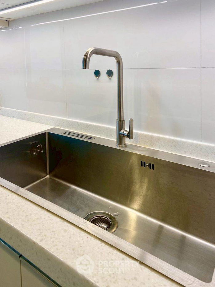 picture 2-BR Condo at Rhythm Ratchada near MRT Ratchadaphisek (ID 2308584) - 10/18