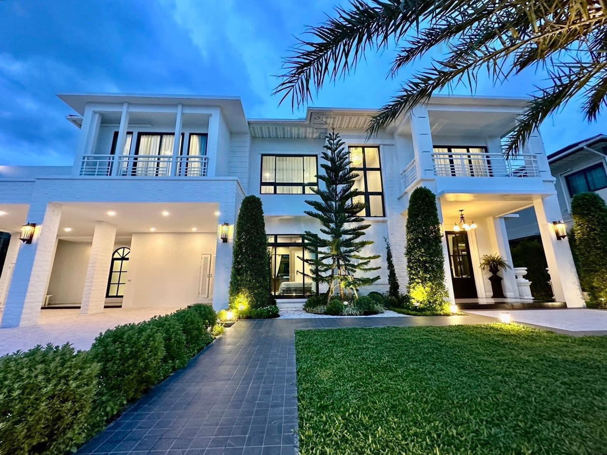 picture 📌 For Rent 2-story House PERFECT MASTERPIECE SUKHUMVIT 77 5 bedroom 5 bathroom - 1/8