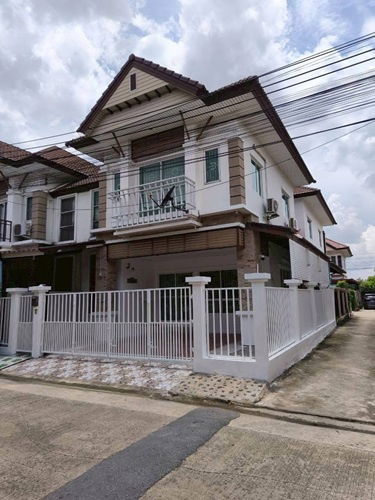 picture  2-storey townhouse for rent, The Town Phahon Yothin-Phetkasem - 1/11
