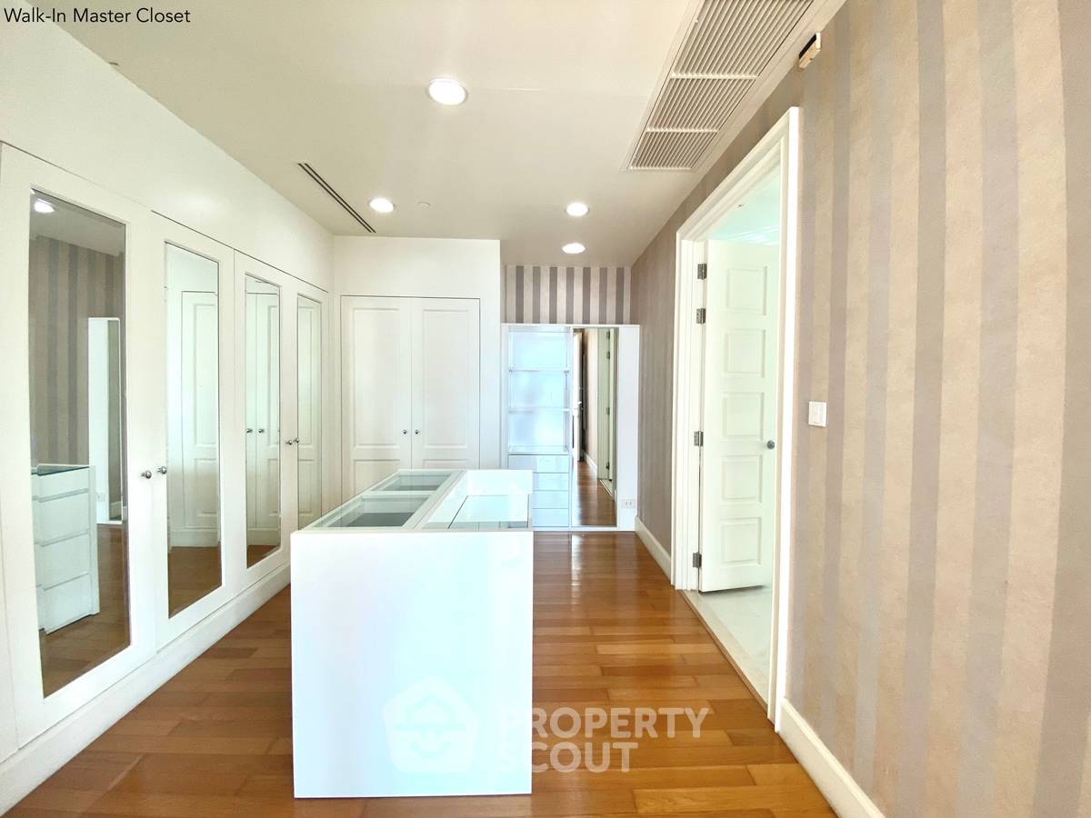 picture 4-bed 4-bath Condo size 355 sq.m. at Royce Private Residences by BTS Asoke for rent (ID 992943) - 14/16