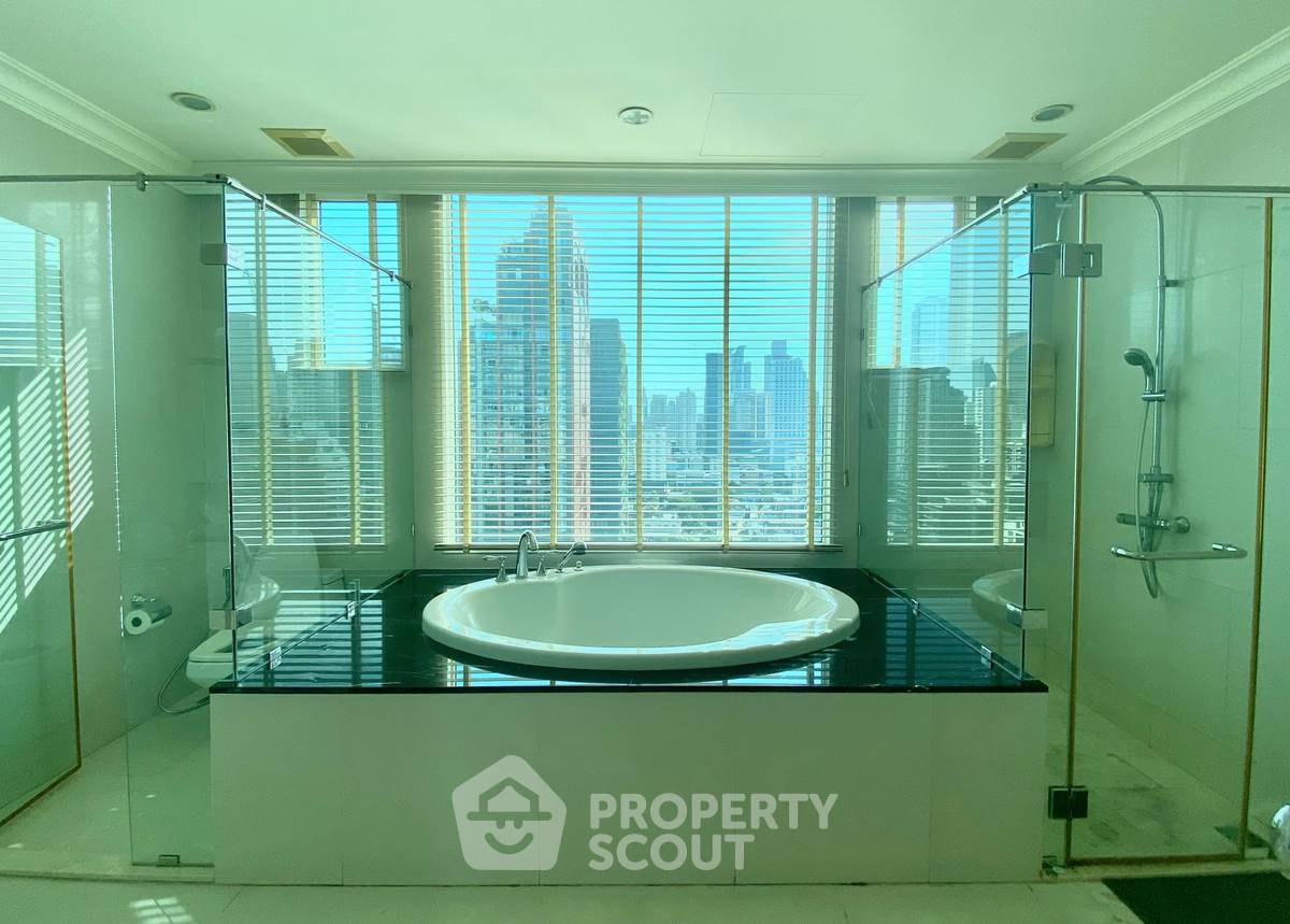 picture 4-bed 4-bath Condo size 355 sq.m. at Royce Private Residences by BTS Asoke for rent (ID 992943) - 16/16