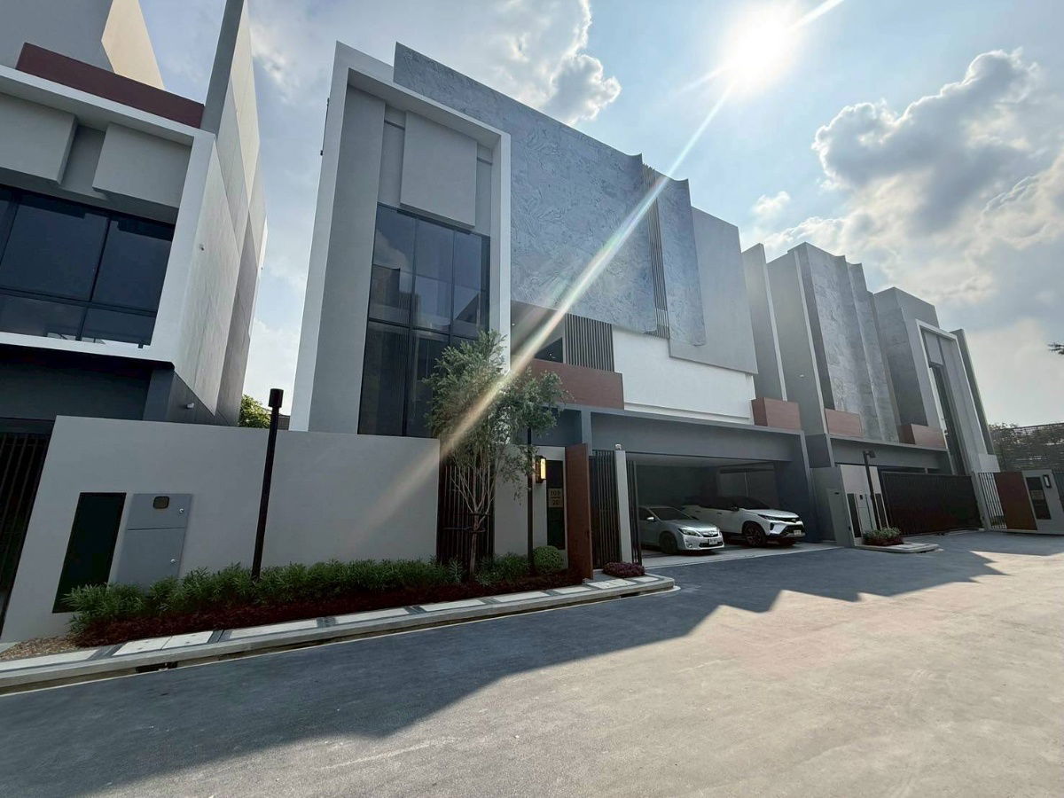 picture 🏡✨ Luxury House for Rent – Bugaan Krungthep Kreetha ✨🏡 - 1/14
