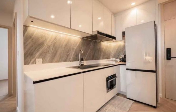 picture For rent✨ MARU EKKAMAI 2 🔥 Line ID @034etfin 📲 2 Bedrooms 2 Bathrooms ✨ 🐶 Pet Friendly 😸 - 8/22