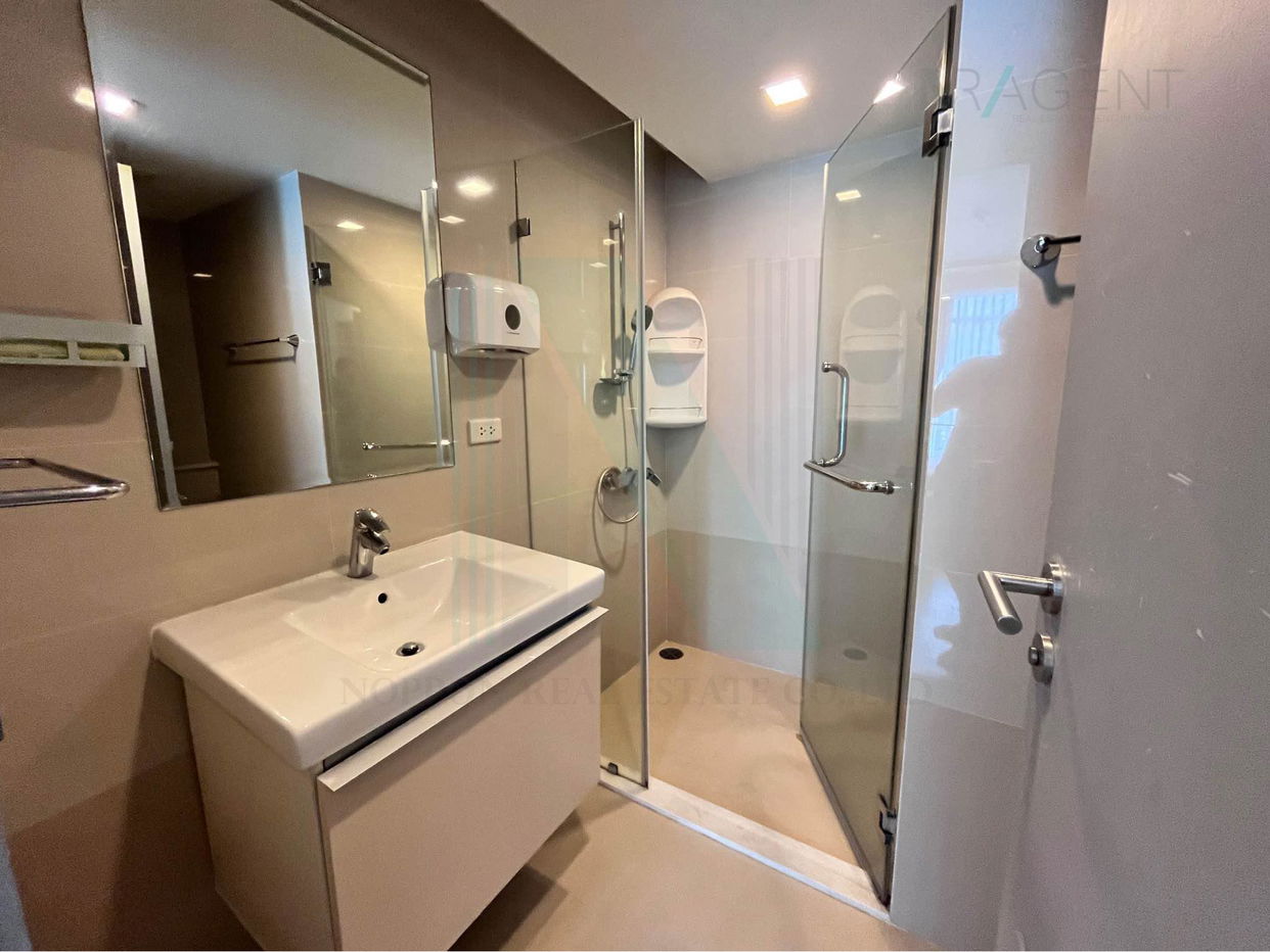 picture For Rent Condo FOCUS PLOENCHIT Building 1, Floor 4,1 bed room, Room size 47.00 sqm - 8/8
