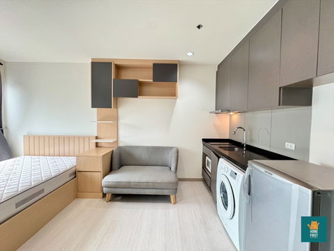 RHYTHM  ASOKE 22sqm fully furnished 14,000 baht