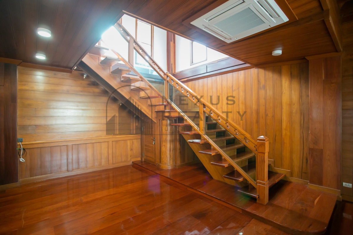 picture ✨Luxury Teakwood House for Rent near MRT Ratchadaphisek – Cozy Living, Prime Location✨ - 58/75
