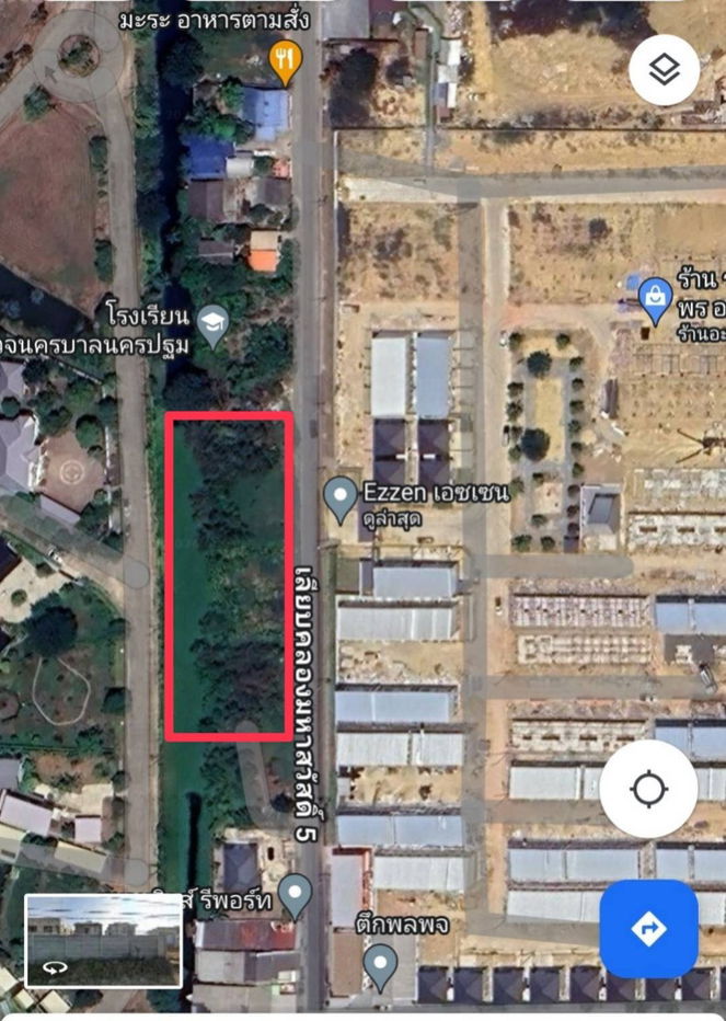 picture Land for sale in front of the entrance to EZZEN Salaya - 22/24