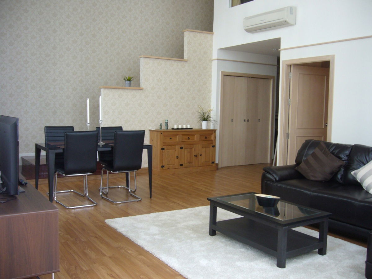 picture The Emporio Place  2 Bedrooms 2 Bathrooms size 145 Sq.m.   - 1/6