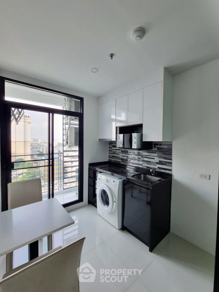 picture 1-BR Condo at Bangkok Horizon Narathiwat near BTS Chong Nonsi (ID 1470405) - 4/16