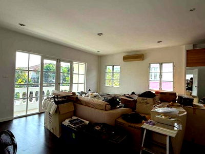 บ้านเดี่ยว บิ๊กซี ฟู๊ดเพลส สุขาภิบาล 5 : Stylish House for Sale, Near Expressway Ramintra-Watcharapol
