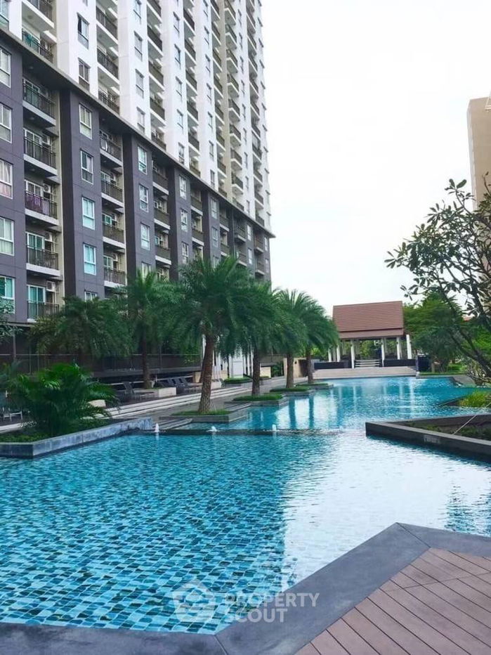 picture 1-BR Condo at The Parkland Srinakarin in Samrong Nuea (ID 303428) - 4/9