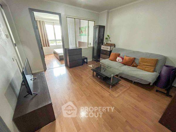 picture 1-BR Condo at Lumpini Ville Cultural Center near MRT Huai Khwang (ID 2308562) - 8/20
