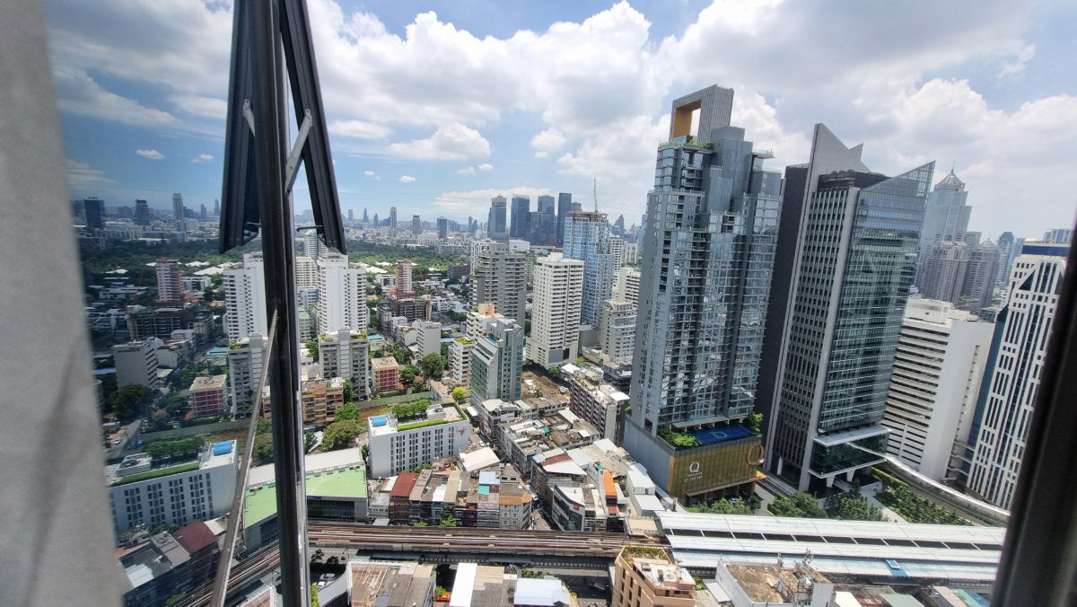 picture The Hyde Condo Sukhumvit 13 108 Sqm., 2 BEDS Luxurious Penthouse - 6/27