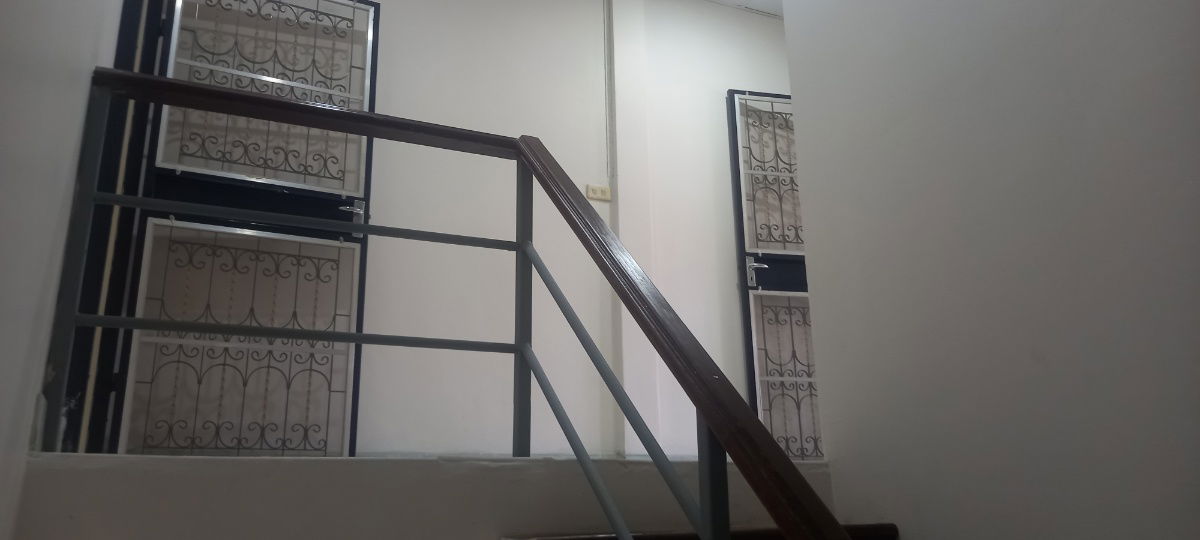 picture Two-storey townhouse for sale at 1.3 million baht (negotiable), offering complete living space and located next to Sinphaet Kanchanaburi Hospital. - 10/19