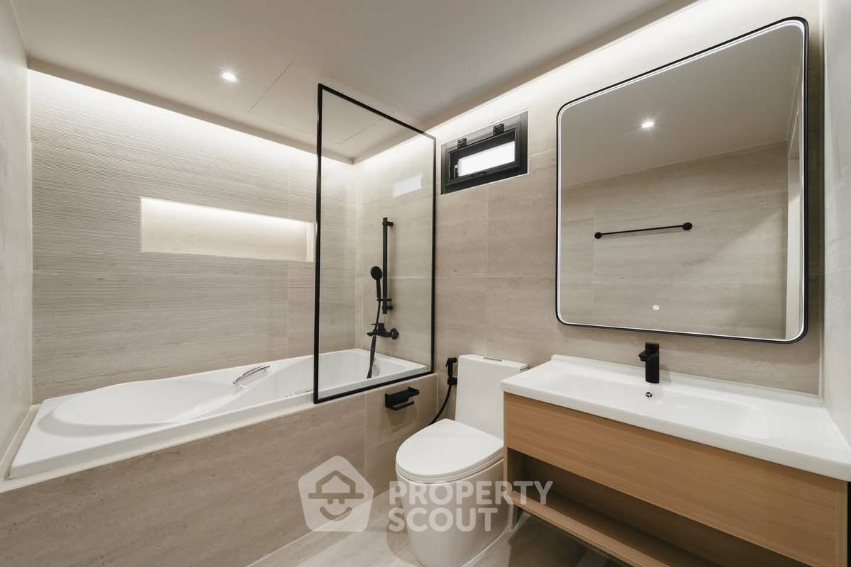 รูป ทาวน์เฮาท์ 5-ห้องนอน ที่ รีเจนท์ 71 เพลส ใกล้ BTS พระโขนง (ID 2096167) - รูปที่ 17/21